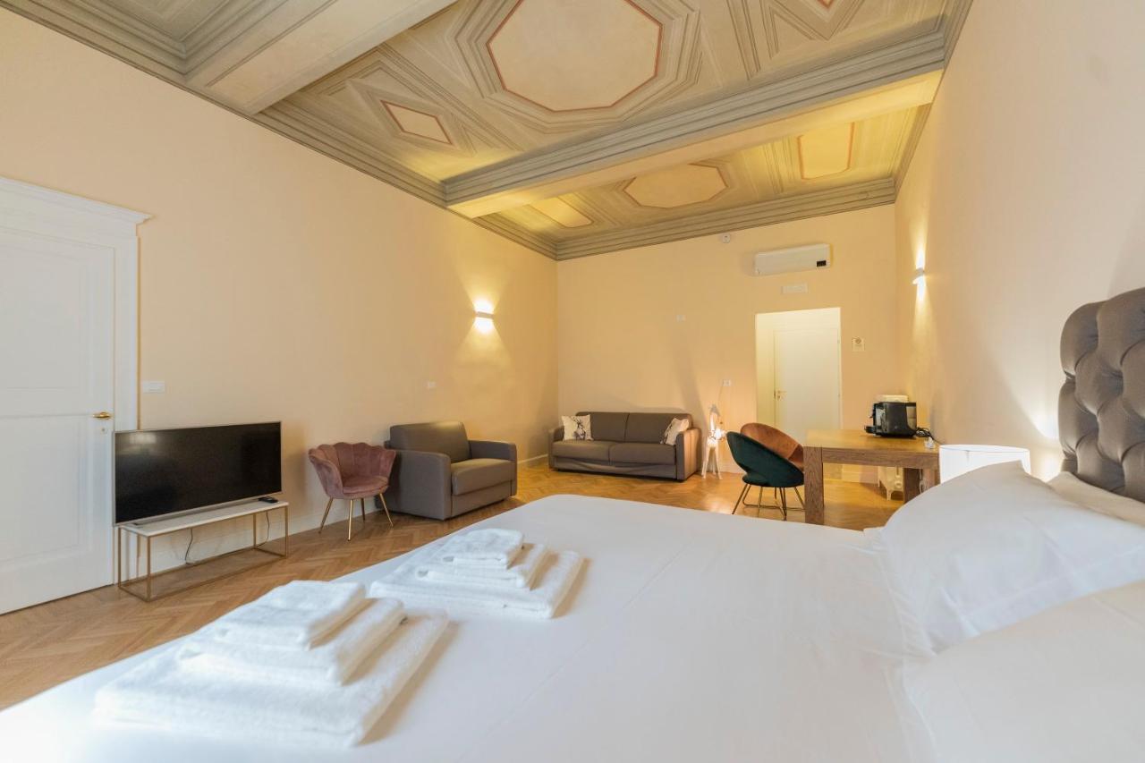 Aldrovandi Luxury Suites And Apartment Болонья Екстер'єр фото