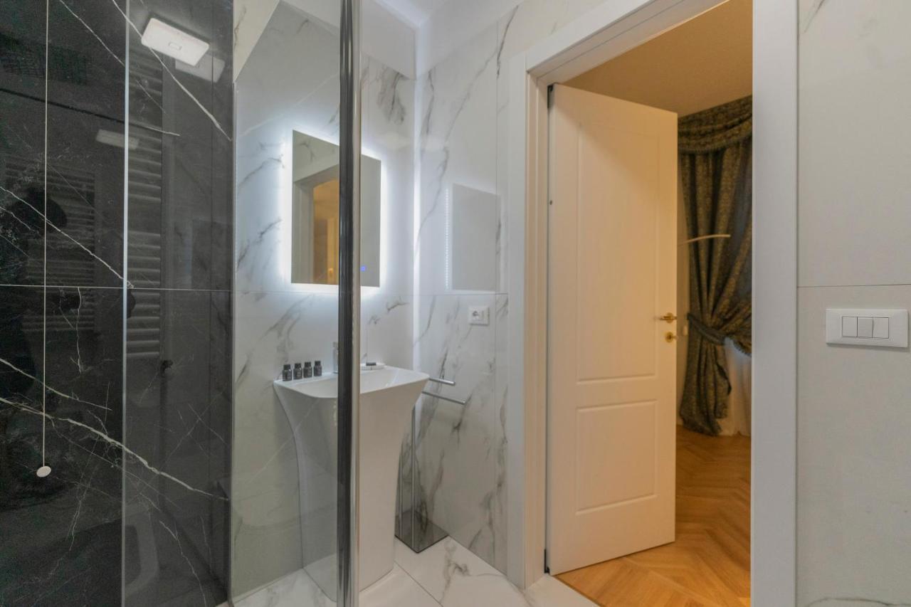 Aldrovandi Luxury Suites And Apartment Болонья Екстер'єр фото
