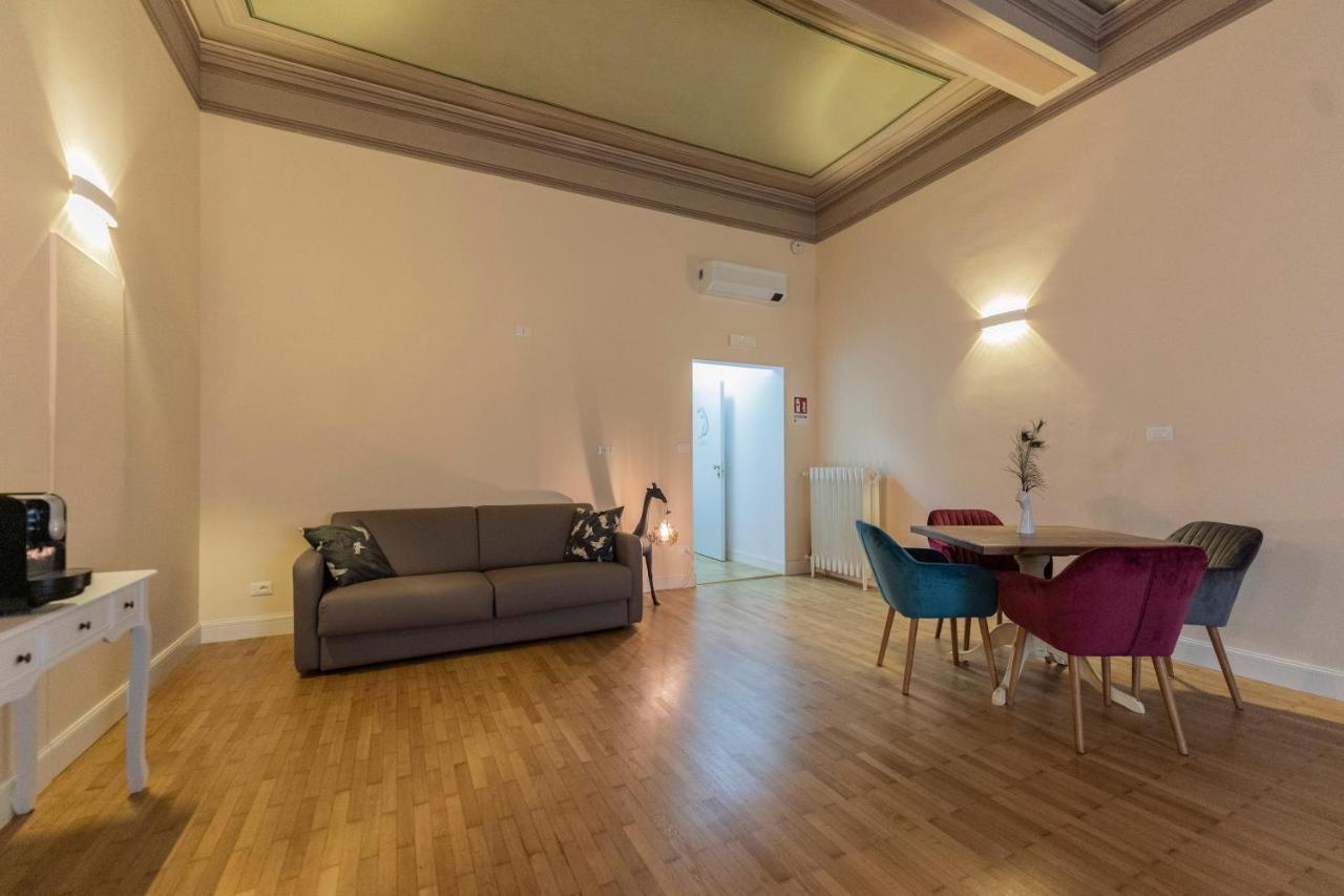 Aldrovandi Luxury Suites And Apartment Болонья Екстер'єр фото