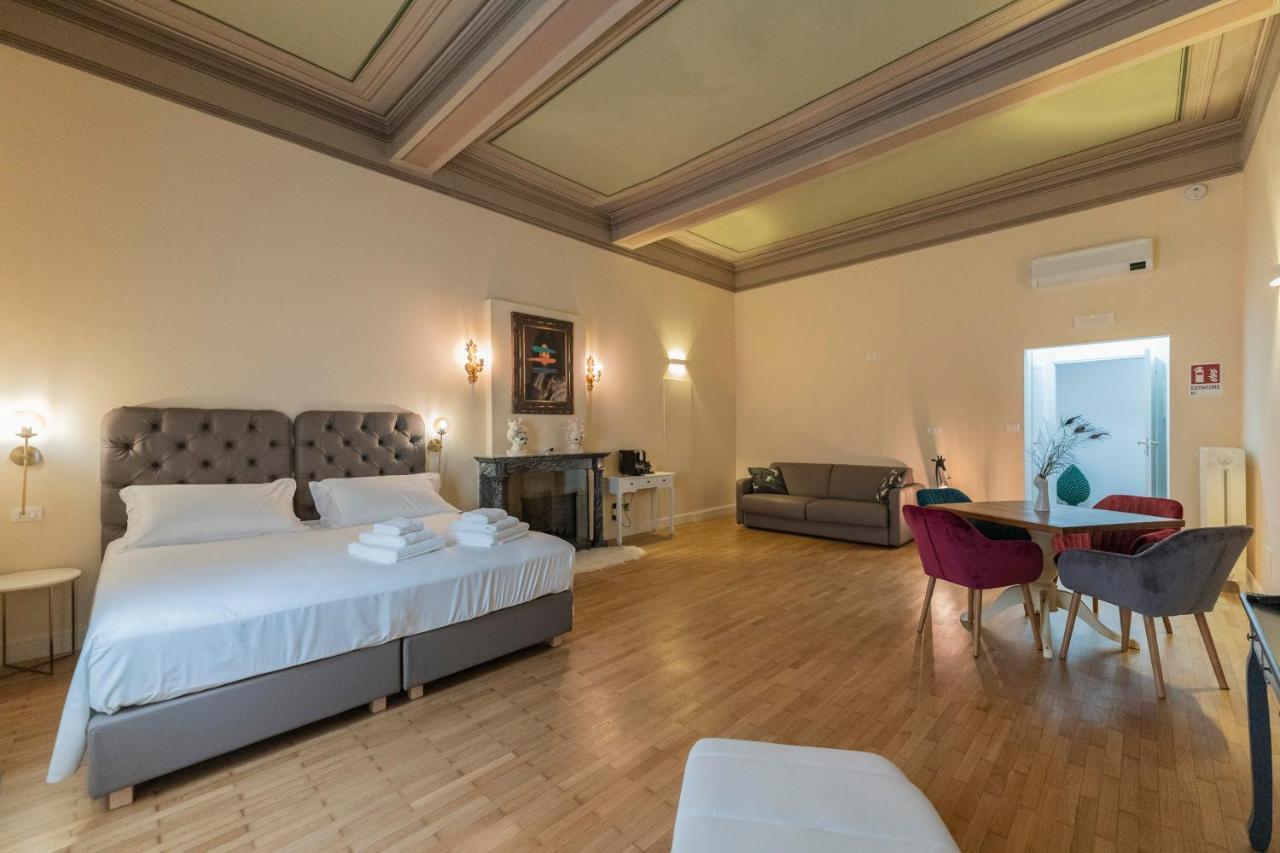 Aldrovandi Luxury Suites And Apartment Болонья Екстер'єр фото