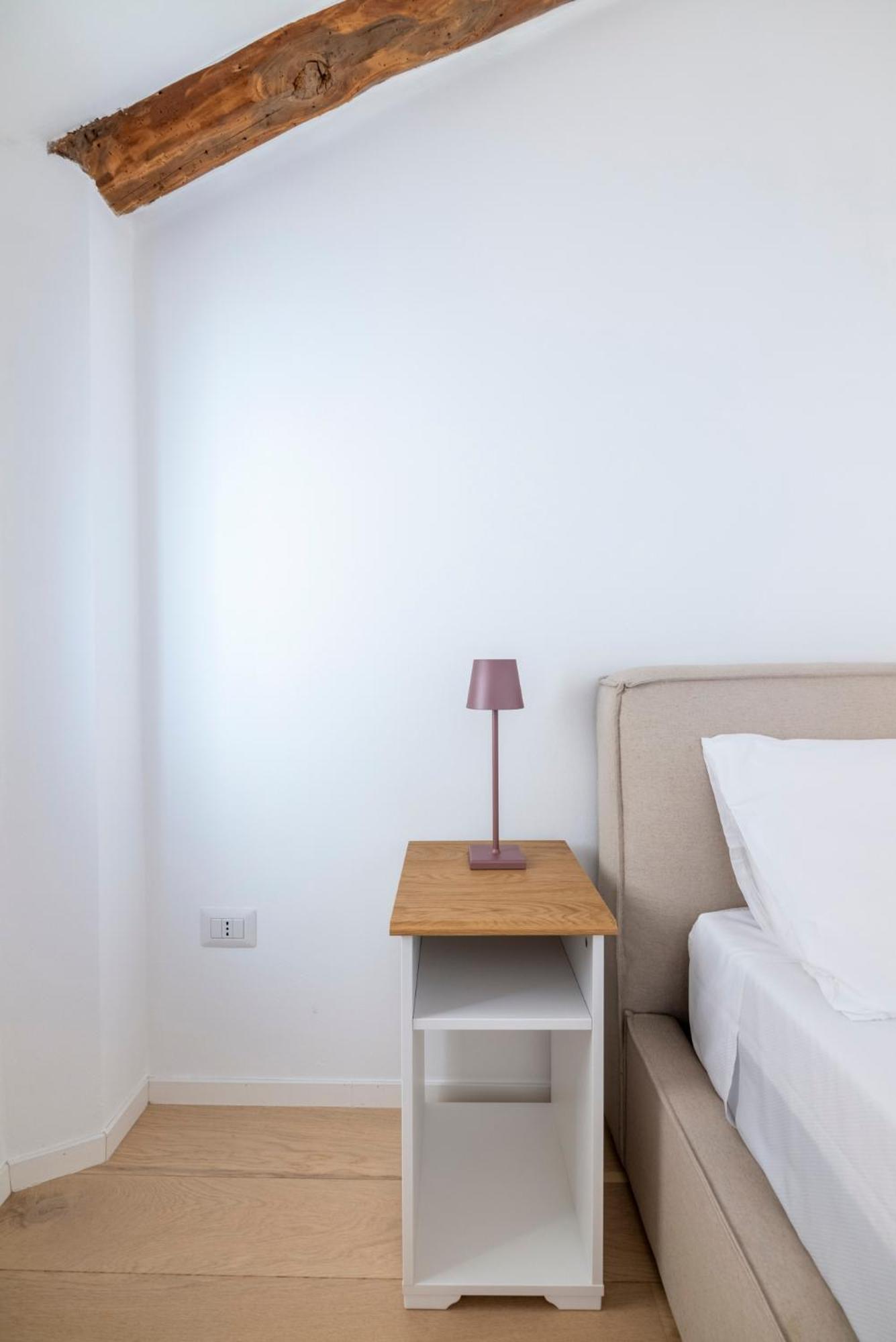 Aldrovandi Luxury Suites And Apartment Болонья Екстер'єр фото
