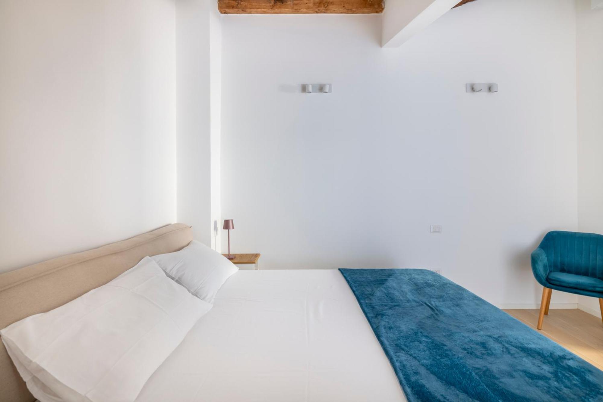 Aldrovandi Luxury Suites And Apartment Болонья Екстер'єр фото