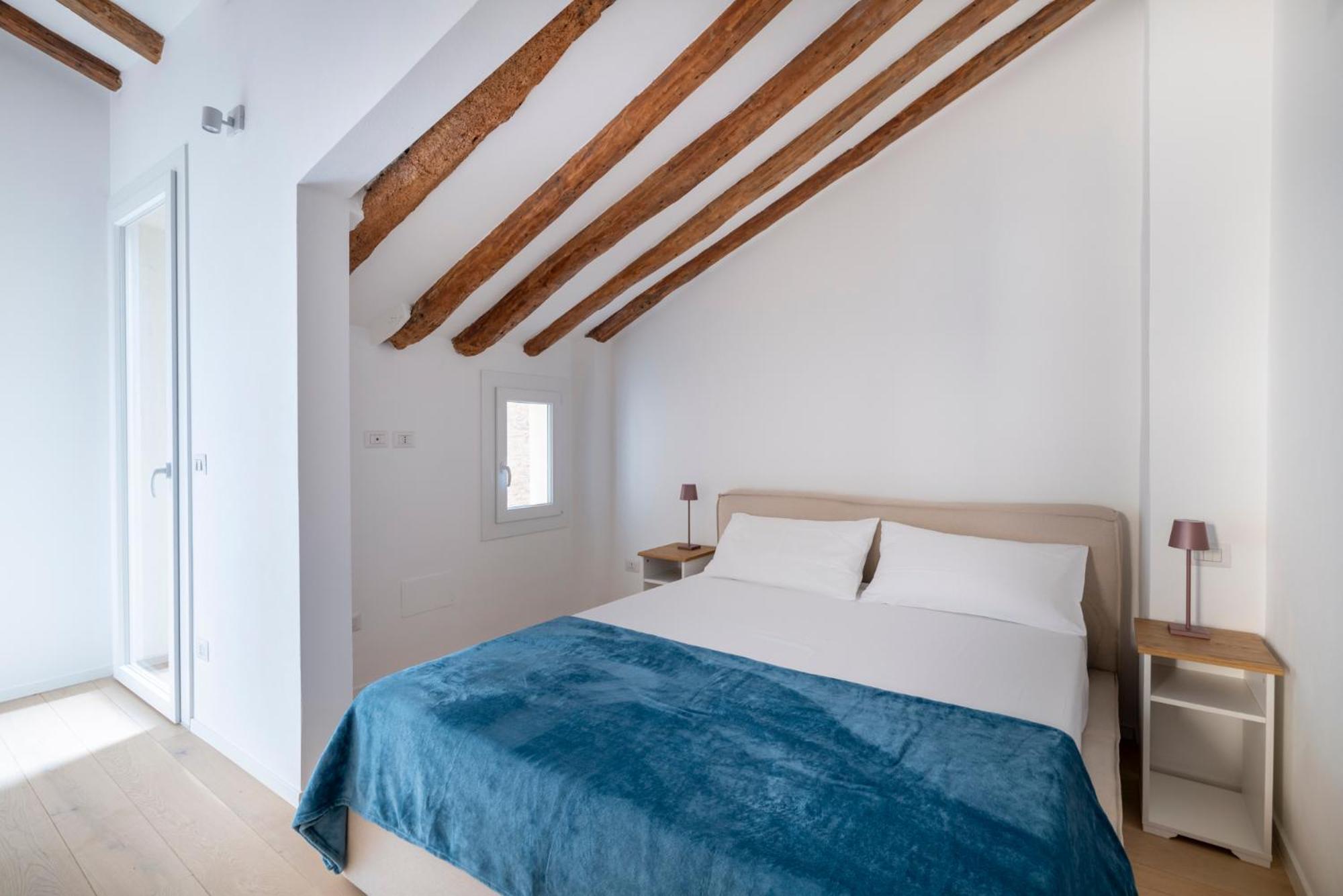 Aldrovandi Luxury Suites And Apartment Болонья Екстер'єр фото