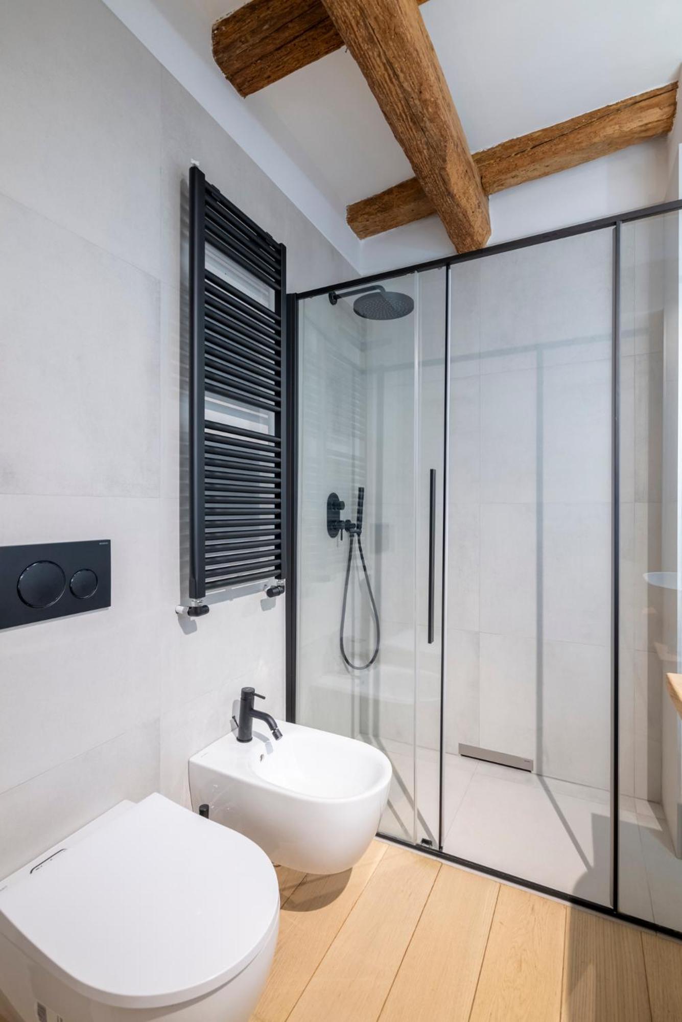 Aldrovandi Luxury Suites And Apartment Болонья Екстер'єр фото